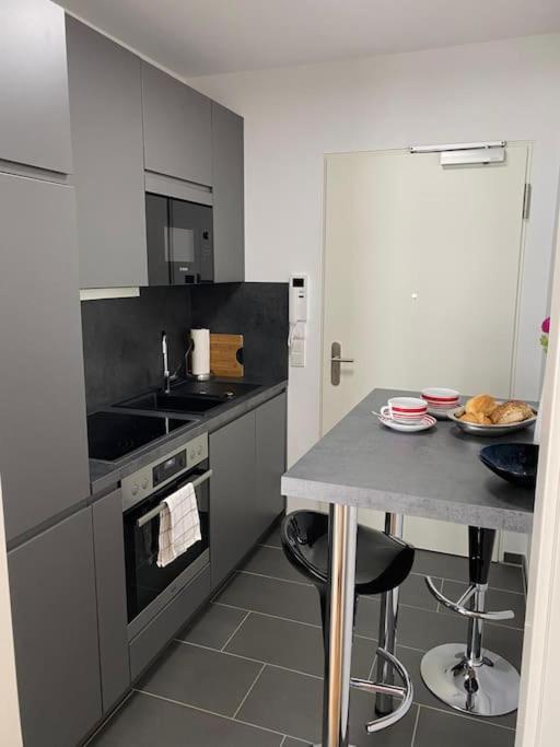 Luxus Appartment In Toplage ハノーファー エクステリア 写真
